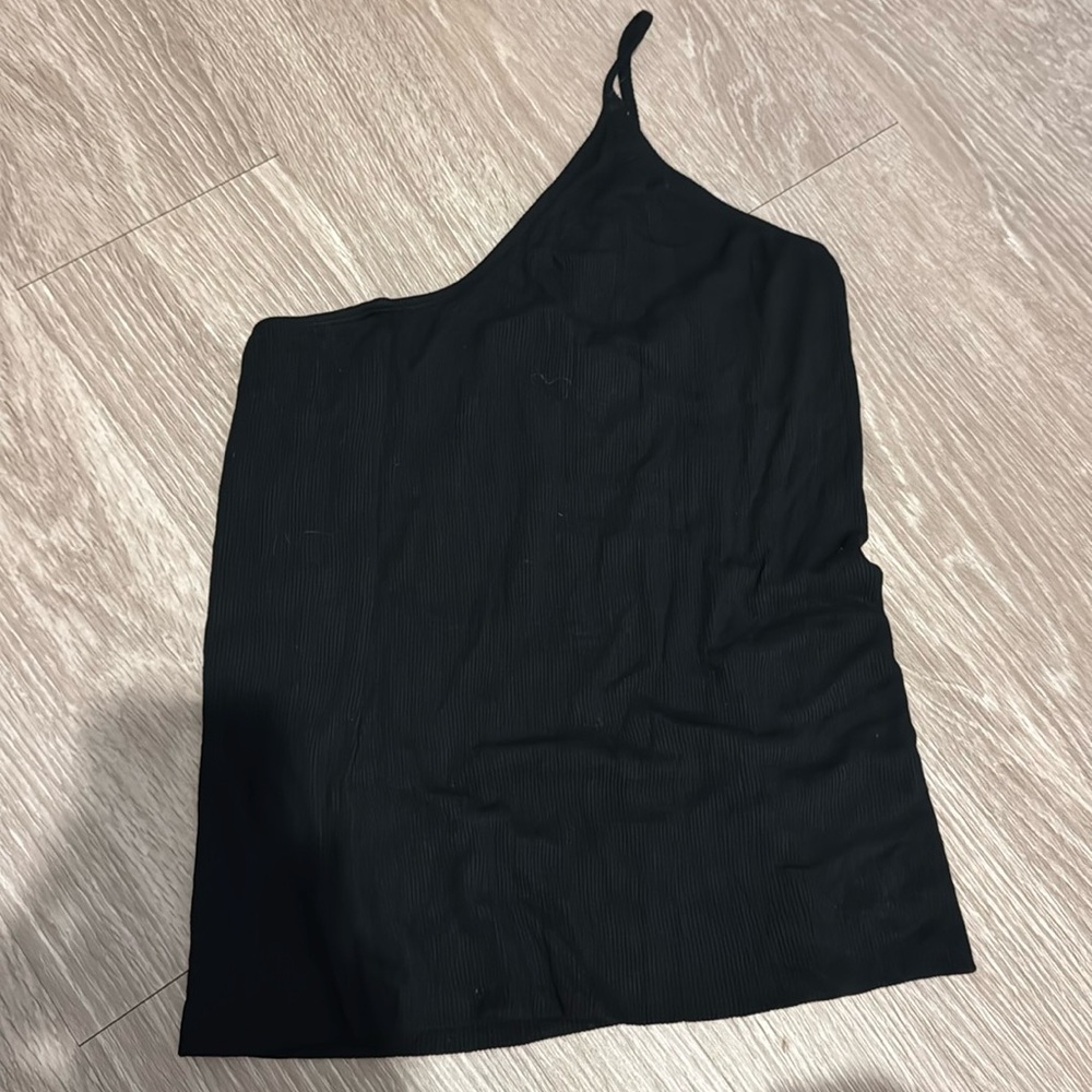 Asymmetrical ribbed tank top